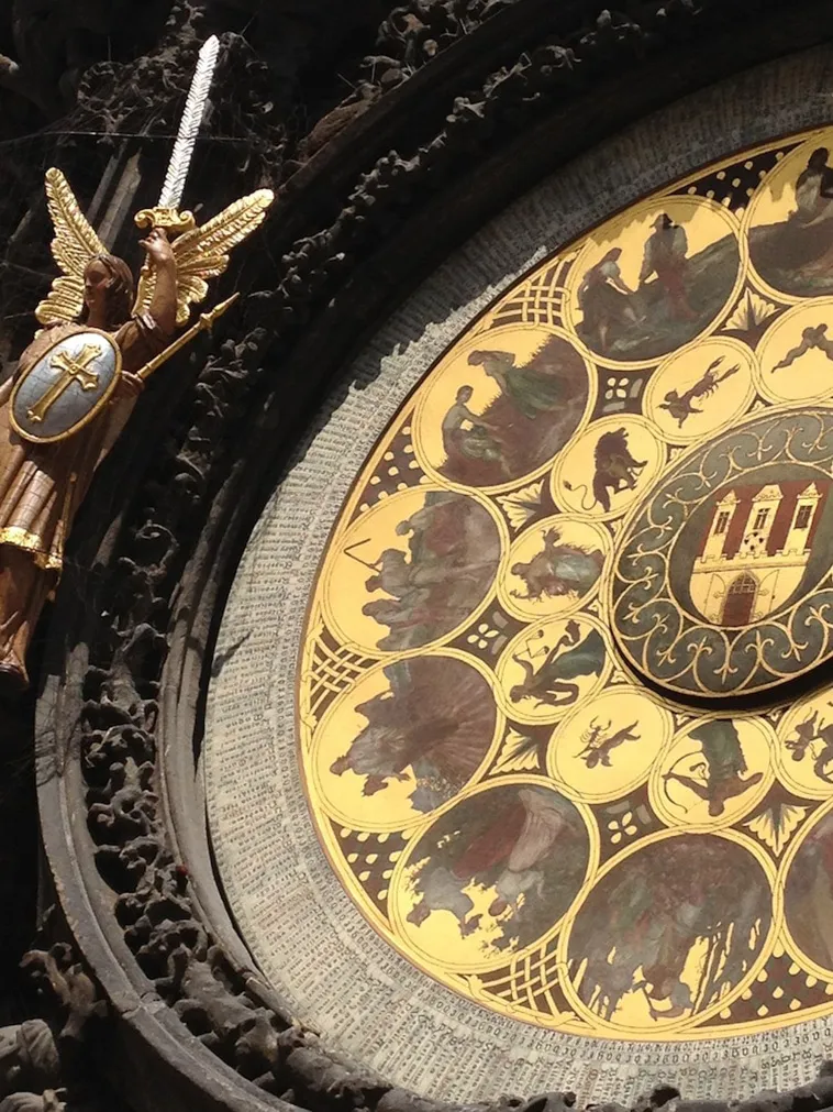 Pragues-Ancient-Jewel-600-Year-Old-Medieval-Astronomical-Clock-Still-Ticking