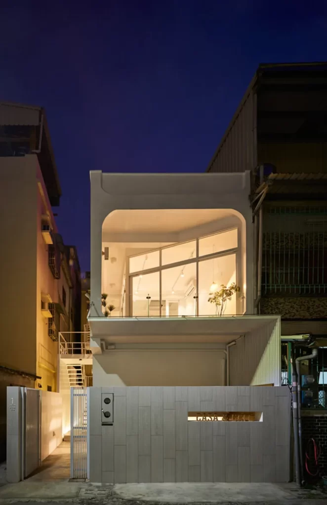 22 Narrow Houses: Innovative Architectural Wonders